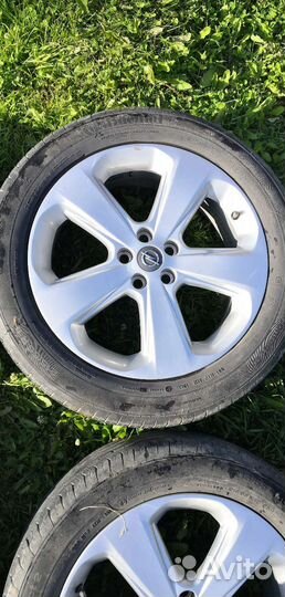 R18 Continental ContiPremiumContact 2 215/55, PCD 5x105 DIA 56.6