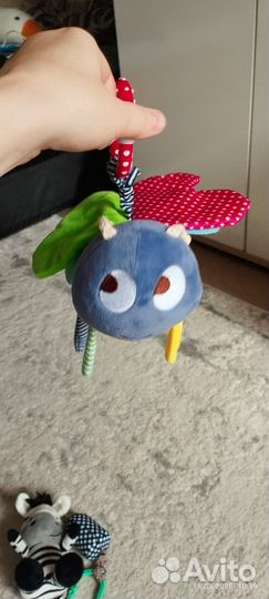 Развивающие игрушки для малышей