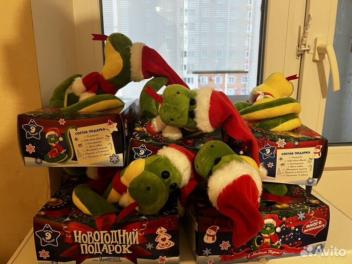 Новогодние игрушки 