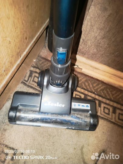 Вертикальный пылесос