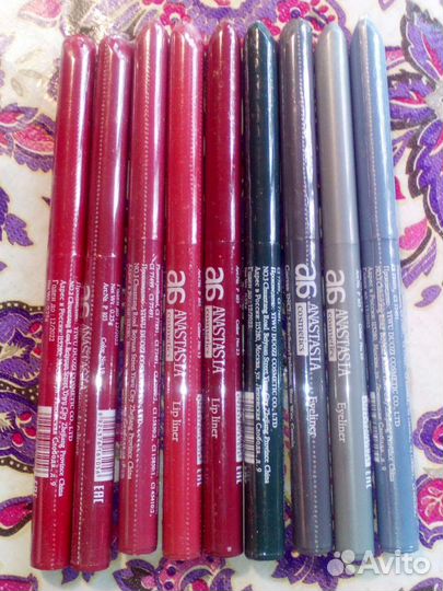 Карандаш для глаз и для губ