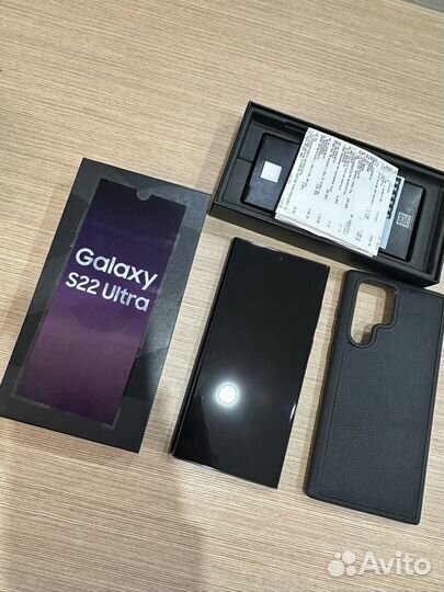 Samsung Galaxy S22 Ultra, 12/256 ГБ