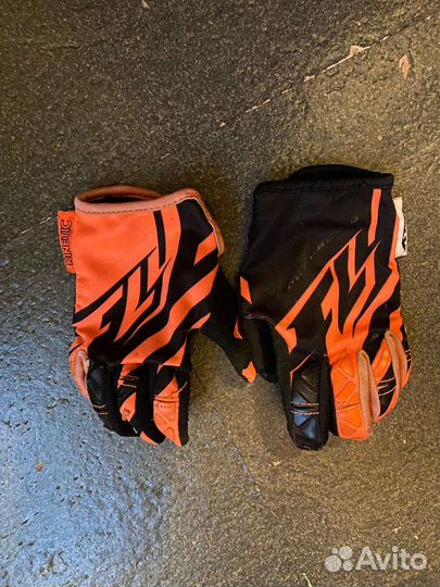 Мотоперчатки