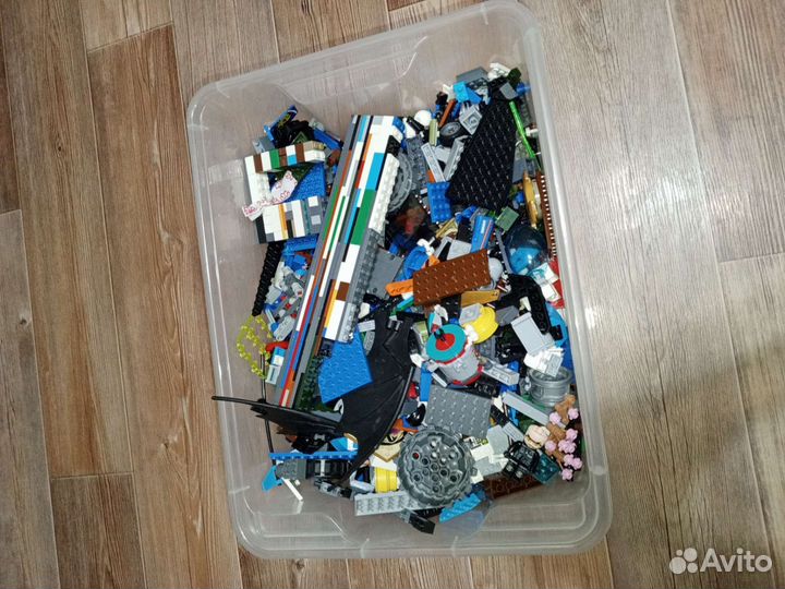 Контейнер Lego