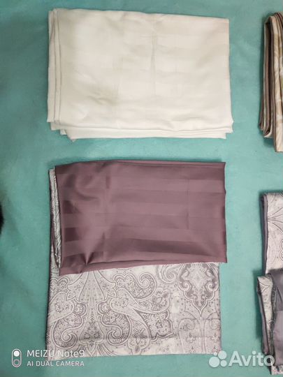 Сатиновые наволочки и простыни разных размеров