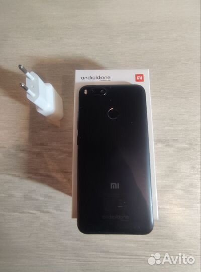Xiaomi Mi A1 Android One, 4/64 ГБ