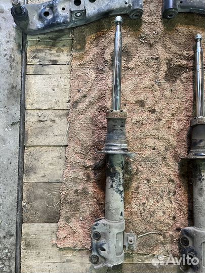 Стойки toyota BB