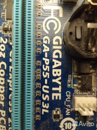 Материнская плата с процессором и памятью