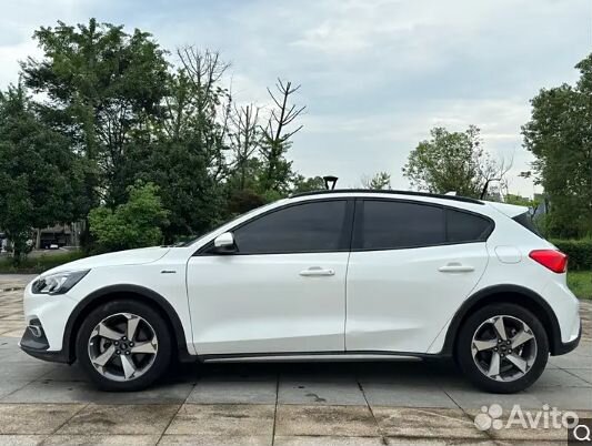 Ford Focus 1.5 AT, 2020, 60 000 км