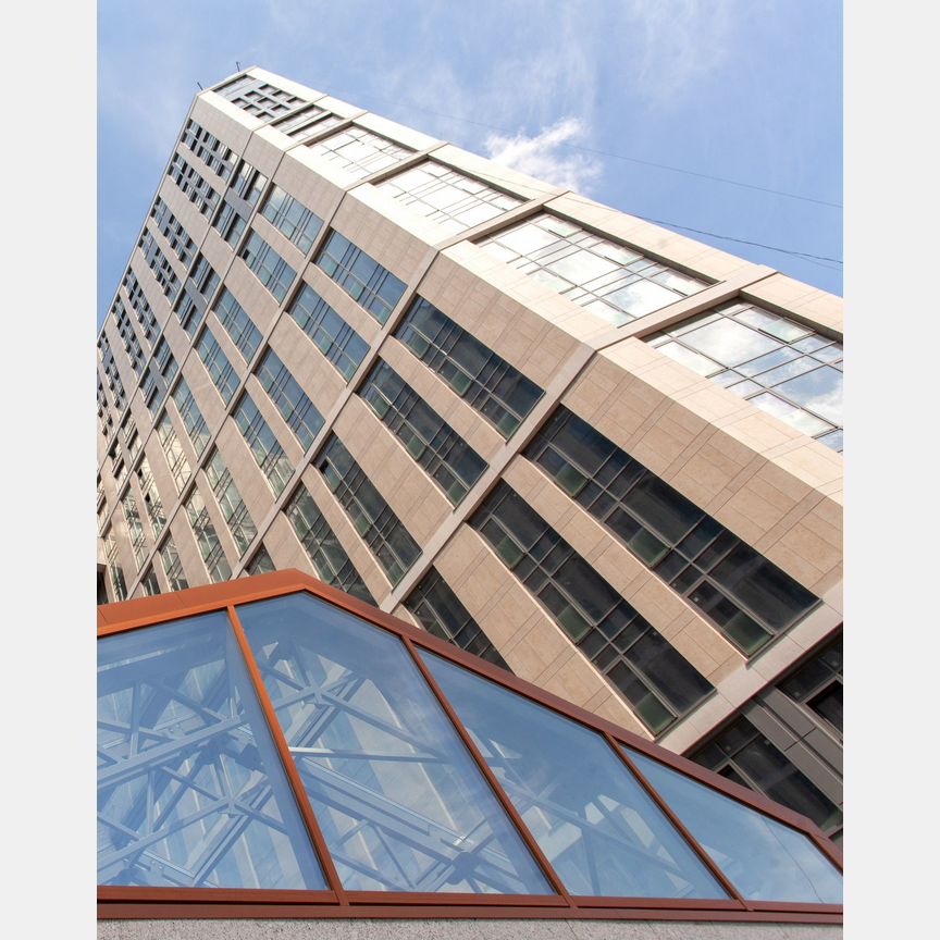 4-к. квартира, 137 м², 17/23 эт.