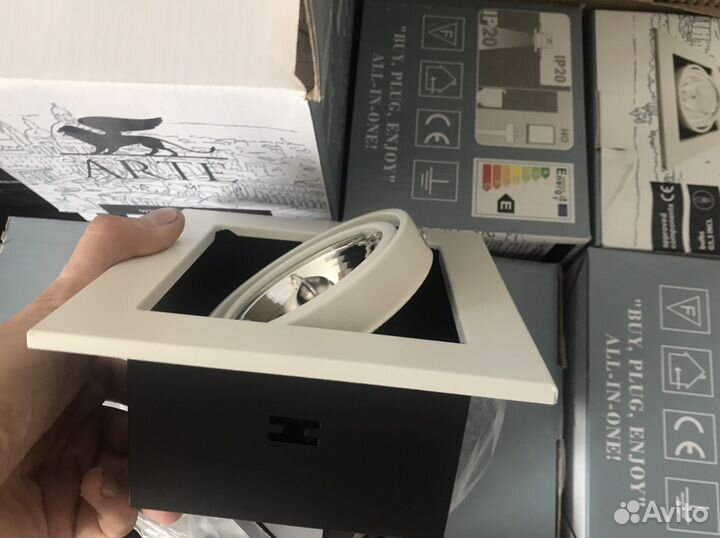 Встраиваемый светильник Arte Lamp A5930PL-1WH