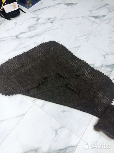 Шаль пуховая ручная работа