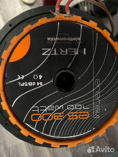 Активный сабвуфер