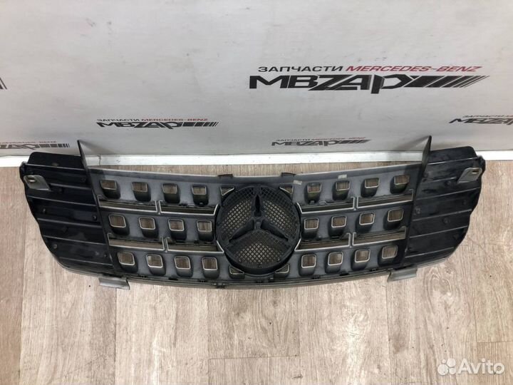 Решетка радиатора Mercedes W164 ML 164