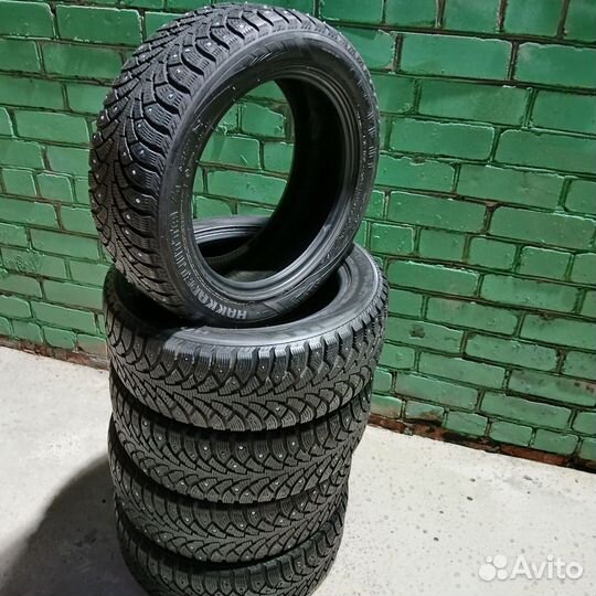 Nokian Tyres Hakkapeliitta 4 205/55 R16 94T