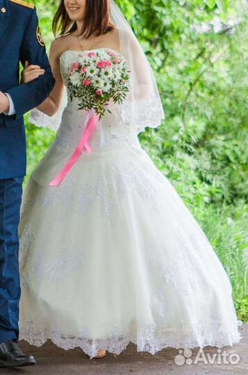 Свадебное платье 42-46 (корсет) бу