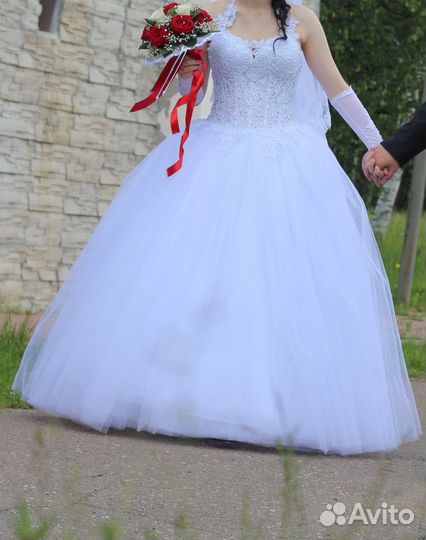 Свадебное платье