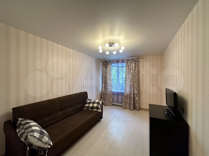 2-к. квартира, 51 м², 2/5 эт.