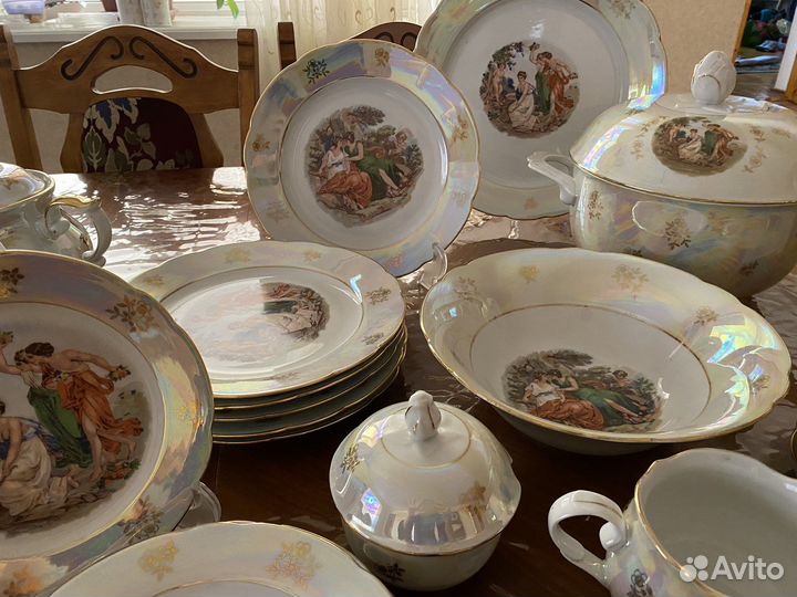 Сервиз чайный и обеденный
