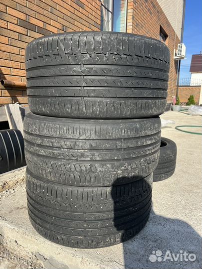 Continental PremiumContact 6 275/35 R22 и 315/30 R22