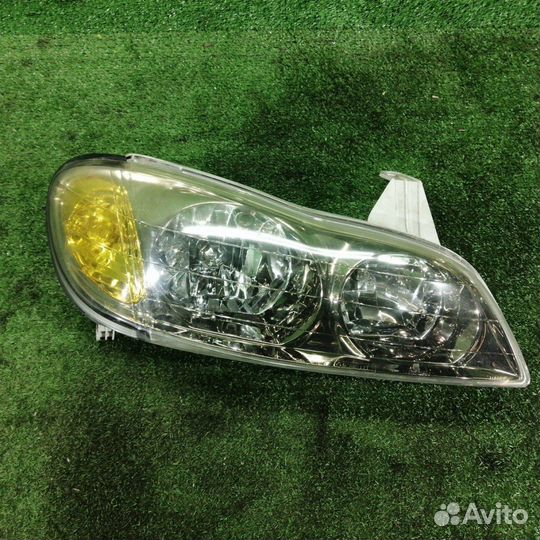 Фара галогеновая правая Nissan Cefiro PA33 VQ25
