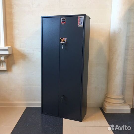 Оружейный сейф Чирок 1462