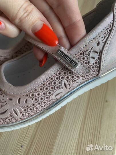 Туфли для девочки 27