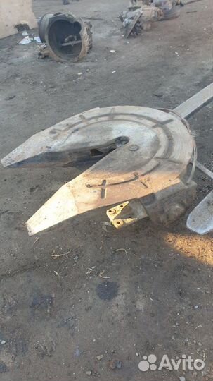 Седло. ЗИЛ 131 грузовой тягач 6.0L ZIL-130 V8 2000