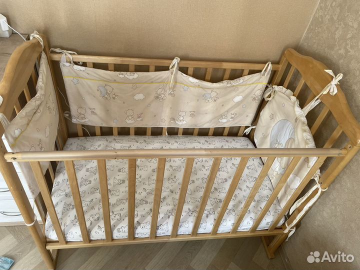 Кроватка для новорожденных