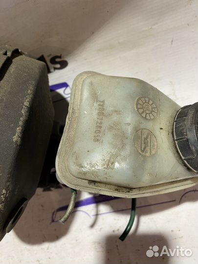 Вакуумный усилитель тормозов Renault 19