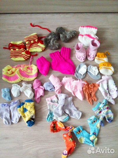 Носки, гольфы, пинетки, царапки и колготки