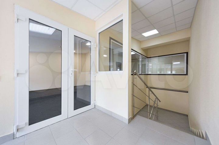 Офис, 1353 м²