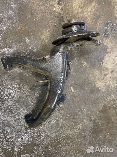 Рычаг подвески задний левый Opel Omega A2 C20NE