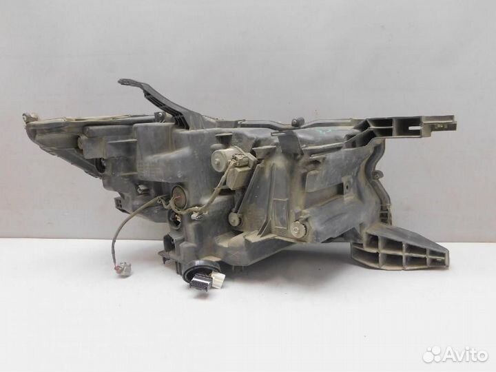 Фара левая Toyota Land Cruiser Prado