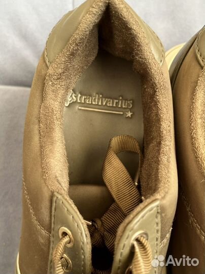 Кроссовки stradivarius женские