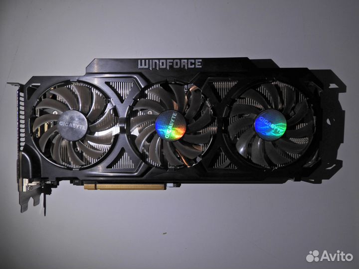 Видеокарта Gigabite GTX 770 winforce 3x 2GB