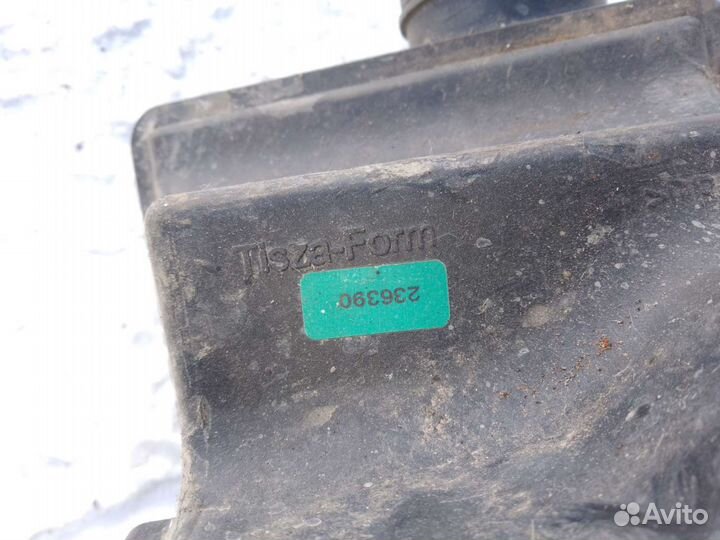 Резонатор воздушного фильтра Suzuki Ignis 1.3 16V