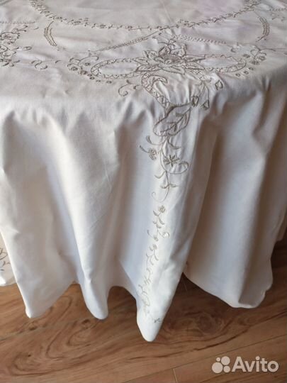 Скатерть круглый стол Германия