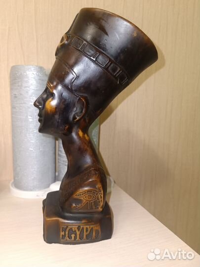 Деревянные статуэтка