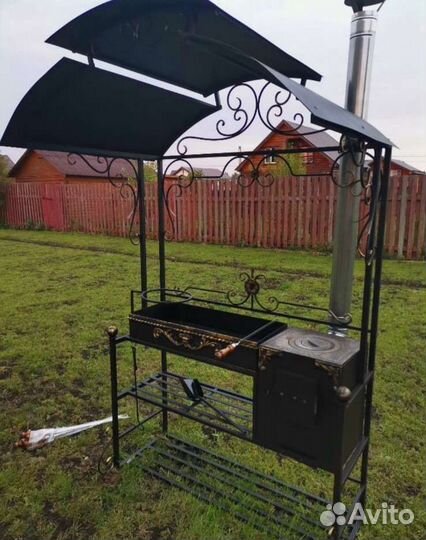 Мангал с крышей
