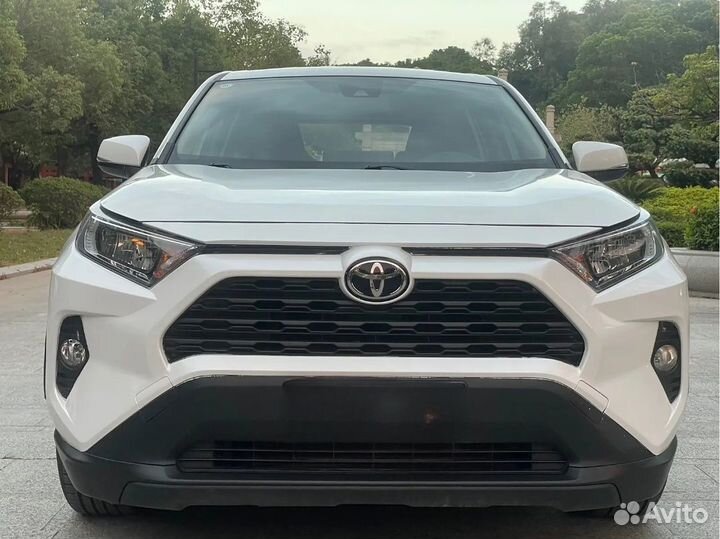 Toyota RAV4 2.0 CVT, 2021, 47 100 км