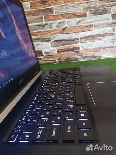 Игровой ноутбук Acer i5 8го/GTX 1050 4Гб/ssd