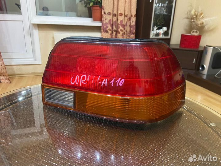 Стоп сигнал правый Toyota AE 110