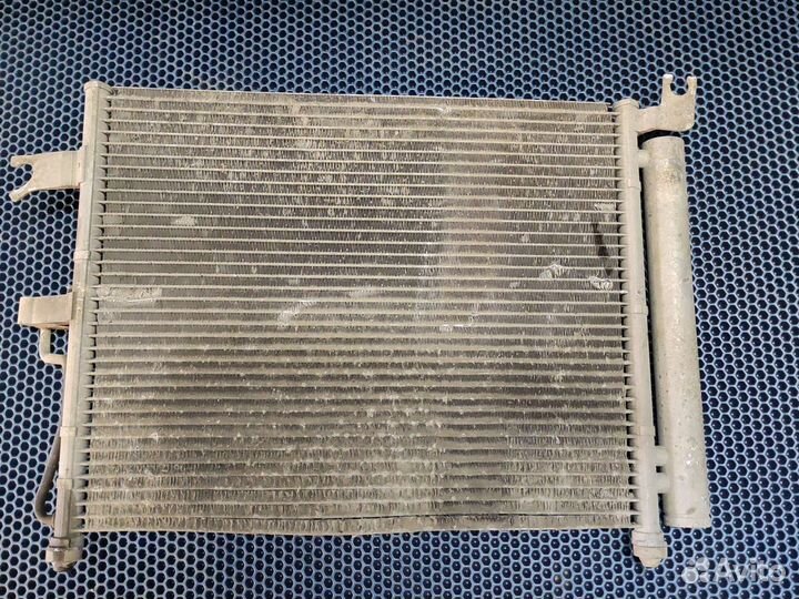 Радиатор кондиционера Hyundai accent