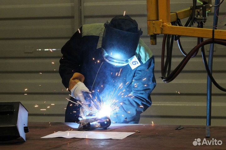 Электрогазосварщик / Работа/Работа на производстве