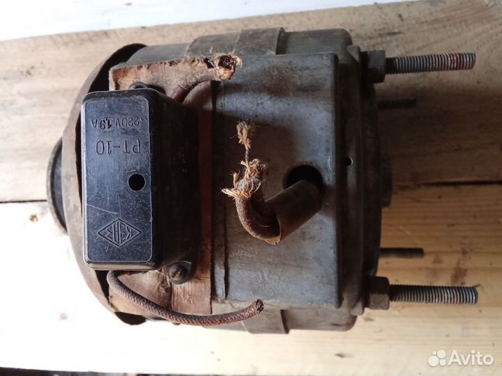 Продам электродвигатель