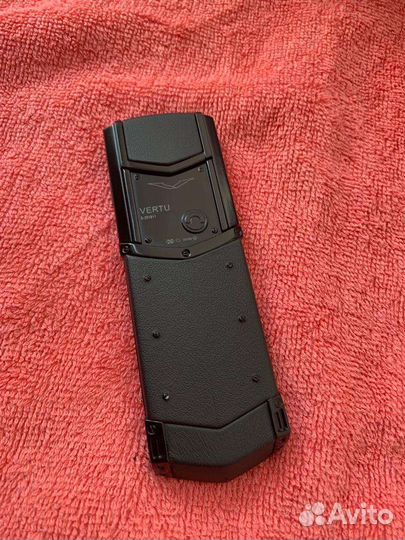 Телефон Vertu