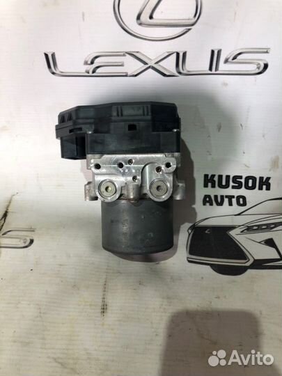 Блок ABS Lexus Rx 350 DBA-GGL10W 2GR-FE 2009