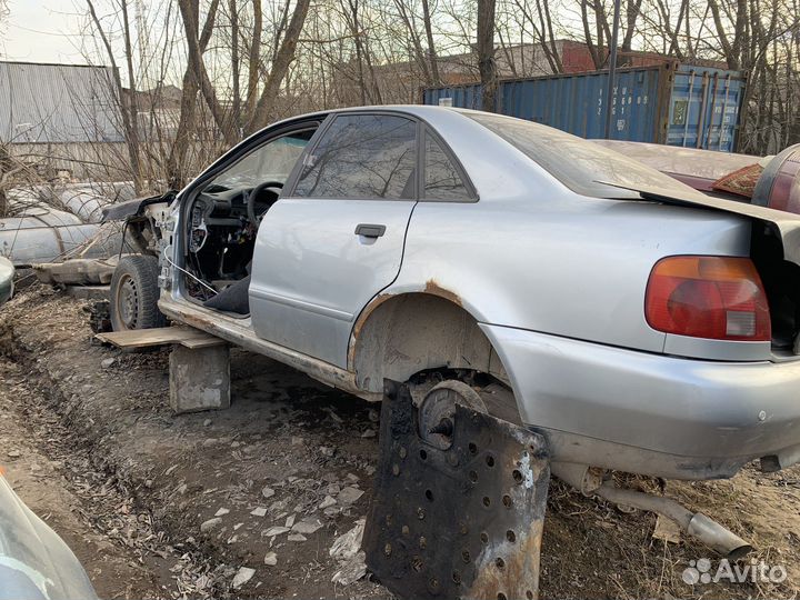 Audi a4 b5 в разбор