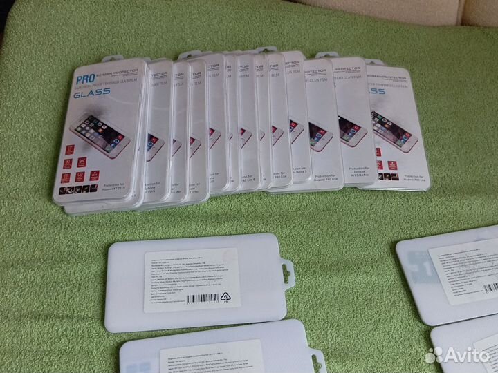 Защитное стекло на телефон